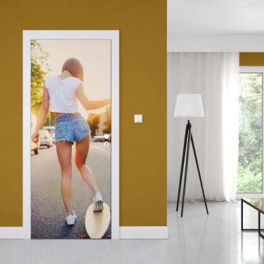 Imagem de Adesivo de Porta Garota Skate - Império da Impressão, G - 90cm x 210cm