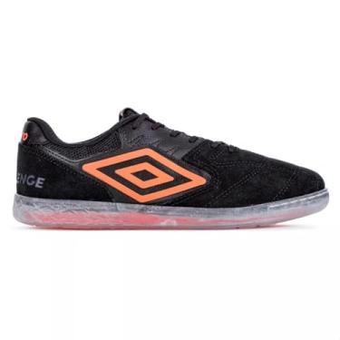 Imagem de Chuteira Umbro Futsal Pro Challenge Preto e Laranja Cabedal em Camurça e Sintético Solado em Borracha Bola Jogo futebol de salão (Preto/Laranja, BR, Adulto, Numérico, 44)