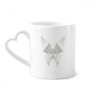 Imagem de Caneca com estampa abstrata de borboleta branca com estampa de origami café cerâmica copo de coração de vidro
