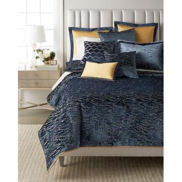 Imagem de Thread & Weave Safari Conjunto de edredom King de 3 peças - Padrão de veludo cortado com forro de seda sintética - edredom acolchoado à mão com acabamento em cordão e fronhas combinando - Roupa de