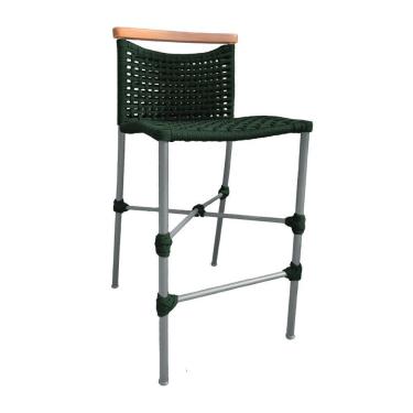 Imagem de Banqueta Em Corda Náutica Base Em Alumínio Cinza Com Detalhe Em Madeira Verde Musgo Verde