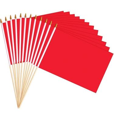 Imagem de Remagr Pacote com 12 bandeiras vermelhas de 30 x 45 cm, pequenas bandeiras portáteis de cor sólida com vara de madeira de 61 cm e ponta de lança para decoração de jardim, quintal, playground, faça