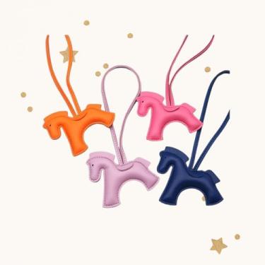 Imagem de Pingente de chaveiro fofo para mulheres, ideia de presente moderno