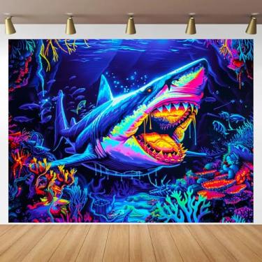 Imagem de BlissYard Tapeçaria de luz negra do oceano tubarão que brilha no escuro UV reativo para pendurar na parede com pôster de terror psicodélico coral neon tapeçarias de luz preta para decoração de festa