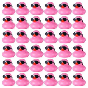 Imagem de BOZILY 36 peças de mini patos de borracha rosa a granel com óculos de sol, acessórios engraçados de carro para decorações de painel, decorações de casa pequenas de pato de borracha
