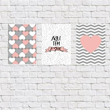 Imagem de Kit 3 Placas Decorativas Aqui Tem Amor 18x27cm