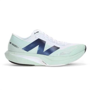 Imagem de Tênis New Balance Fuelcell Rebel V4 Verde Claro - Feminino, 34, Verde