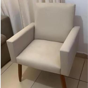 Imagem de Poltrona Estofada para Sala Quarto e Escritório – Conforto e Estilo em Suede Pés Palito Madeira Eucalipto Reflorestado (bege)