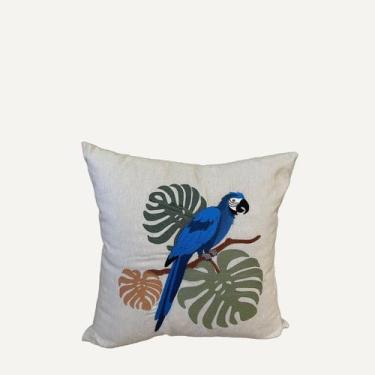 Imagem de Almofada Linho Bordada Arara Azul 45x45cm Com Enchimento - Moretto