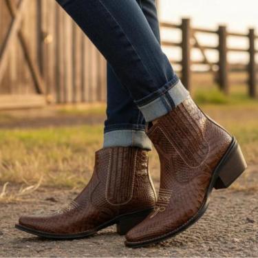 Imagem de Bota Country Feminina Cor Anaconda Couro de Boi Botina Texana Vaquejad