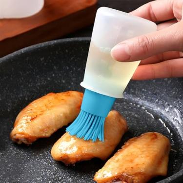 Imagem de Escova de cozinha para churrasco, dispensador de óleo de espremer com escova integrada para grelhar, cozinhar e usar na cozinha