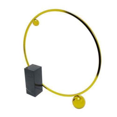 Imagem de Escultura Contemporaneo Base Metal Dourado em Arco Luxo - LUXdécor Cas