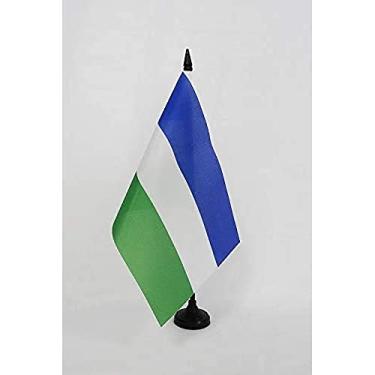 Imagem de Bandeira de mesa para pessoas em Ladin da AZ Flag de 12,7 x 20,3 cm – Bandeira de mesa de ladins 21 x 14 cm – Bastão de plástico preto e base