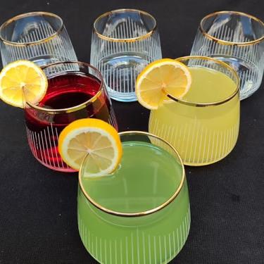 Imagem de Vissmarta Conjunto de 6 copos de vidro com borda dourada para coquetel, vinho, uísque, copos de cristal, suco, água, bebidas, bar, festa chique, casamento, listras verticais