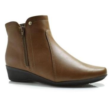 Imagem de Bota de Cano Curto Feminina Comfortflex 2474301-Feminino
