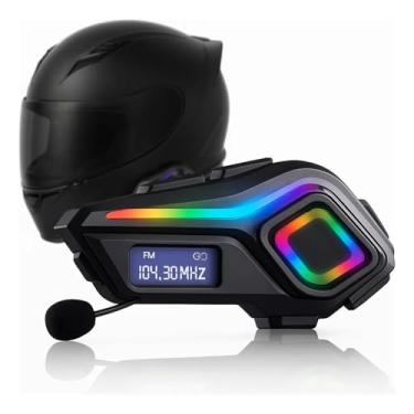 Imagem de Fone Bluetooth para Capacete IPX6 com Áudio HD, Redução de Ruído, RGB Ajustável, Bateria 16h, Bluetooth 5.1, Microfone Cristalino, Instalação Fácil e Alertas de GPS – Conforto e Segurança na Pilotagem