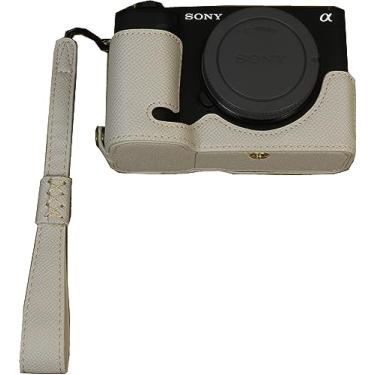 Imagem de BMAOLLONGB Capa ZV-E1, capa de couro PU feita à mão para meia câmera versão com abertura inferior para Sony Alpha ZV-E1 com alça de mão (branca)
