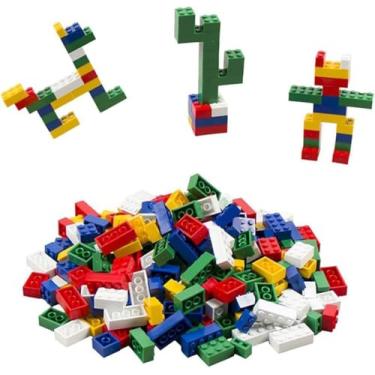 Imagem de Blocos de Montar Infantil, Plástico Colorido, Brinquedo Educativo. Blocos Compatíveis Entre Si Permitem Criar Diversas Formas e Estruturas, Estimulando a Criatividade