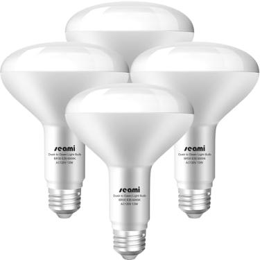 Imagem de Lâmpadas do crepúsculo ao amanhecer ao ar livre, sensor de LED BR30, luz do dia 12W E26 6000K, sensor de luz liga/desliga automático para iluminação externa, pacote com 4 (SB30GGX4)