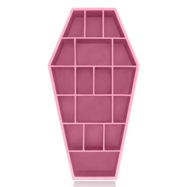 Imagem de Gothic Curiosities Prateleira de caixão Curio – Decoração de madeira gótica para exibição ou armazenamento de copos de dose, mini bonecos, pedras e muito mais – 47 x 24 x 7 cm (rosa)