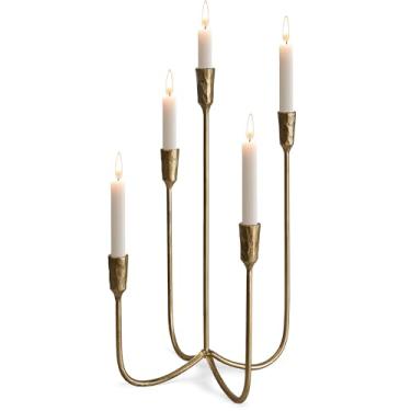 Imagem de OIHYA Candelabro de mesa de ferro, castiçal de ferro fundido de 5 andles forjado à mão com elegante acabamento dourado vintage silencioso para sala de jantar, sala de estar, cornija