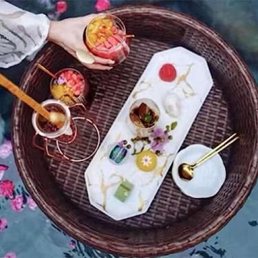 Imagem de Bandeja De Servir Redonda De Vime Com Alça Bandejas Flutuantes Para Servir Café Da Manhã Bandeja De Comida Resistente Bandeja De Mordomo à Prova D'água Para Pratos D, Brown, 60x20cm