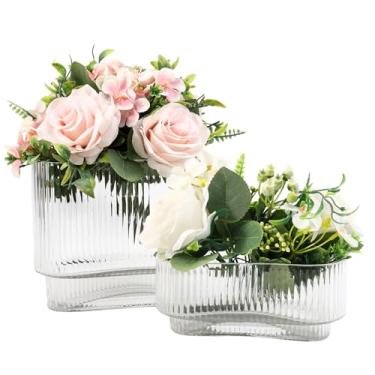 Imagem de YANWE1 Vasos curtos de vidro, conjunto de 2 vasos de vidro transparente para tulipas, vaso canelado para flores, pequeno vaso moderno para sala de estar, sala de jantar, banheiro, mesa, prateleira