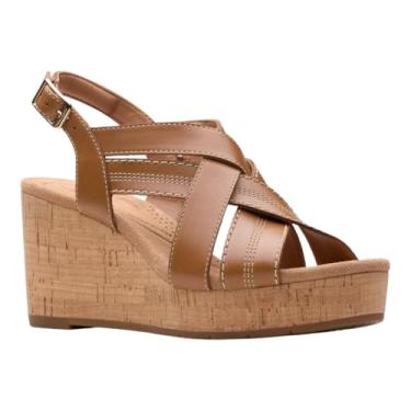 Imagem de Clarks Sabina Sling feminino, Couro caramelo, 7.5 Wide