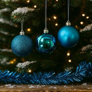 Imagem de Bola Mista Fosca/Lisa/Glitter 2 sortidos AZUL com 15 unidades – Kit de bolas natalinas com diferentes acabamentos – adicione brilho e variedade à sua árvore