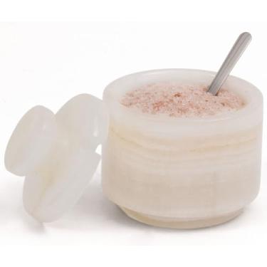 Imagem de MARBLOUS KRAFTS Saleiro de mármore com tampa e colher 7,6 cm ônix branco pequena caixa de sal escamosa, pote de açúcar, bancada de armazenamento de especiarias, ideal para recipiente de sal, pote de