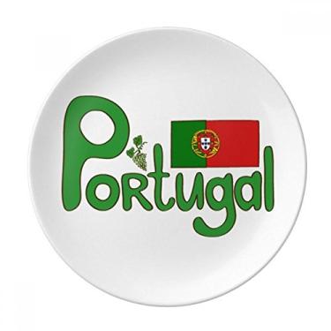 Imagem de Prato decorativo de porcelana com estampa verde da bandeira nacional de Portugal