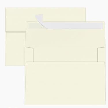Imagem de YINUOYOUJIA 50 pacotes de envelopes em creme, envelopes 5x7 para convites, autoselo para casamentos, formatura, chá de bebê, aniversário, cartões comemorativos