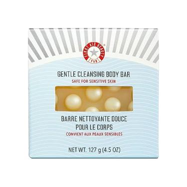 Imagem de First Aid Beauty - Barra de limpeza suave, barra de sabão luxuosa, sabonete líquido com esqualano, alantoína e manteiga de karité para uma pele lisa e limpa, sem fragrância, seguro para peles