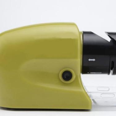 Imagem de Amolador de Facas Portátil, Verde, Polipropileno, Alimentado por Pilhas AA, 14 x 8,5 x 6 cm, para Facas e Tesouras