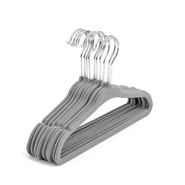 Imagem de Kit 10 Cabides Slim de Veludo com Gancho Giratório Cromado – Antiderrapante, Ultrafino e Reforçado para Roupas Delicadas e Pesadas (Cinza)