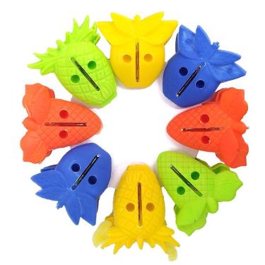 Imagem de Kit 16 Prendedores De Roupa Formato Abacaxi Pregador