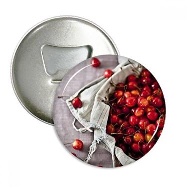 Imagem de Frutas vermelhas temperadas cereja abridor de garrafas ímã de geladeira emblema multifuncional