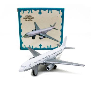 Imagem de Apontador Miniatura em Metal Avião Comercial Branco - Die-Cast Colecionável 677A