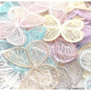 Imagem de Aplique Borboleta Bordado 4 cm Artesanato 10 Peças DIY - Doce Ternura,