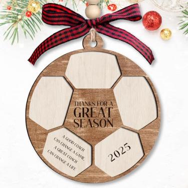 Imagem de MAPDTWO Ornamentos de treinador de futebol - Presentes de treinador de futebol - Presentes esportivos de agradecimento de Natal para treinadores - Ornamento de madeira de 2 camadas 2025