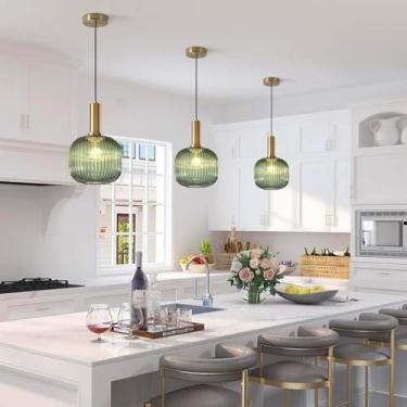 Imagem de Luminária pendente vintage em vidro verde, luminária de teto estilo fazenda com vidro canelado, soquete E27, luminária pendente única em latão dourado para quarto e banheiro (verde)