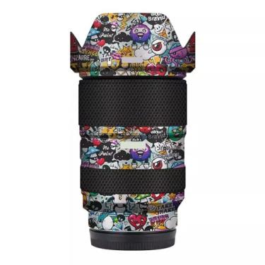 Imagem de Adesivo para câmera antiarranhões com tampa de lente para Tamron 28-75 mm F2.8 G2 adequado para Sony Mount Camera protetor protetor de corpo decalque F/2.8 28-75 2.8 (Graffiti White)