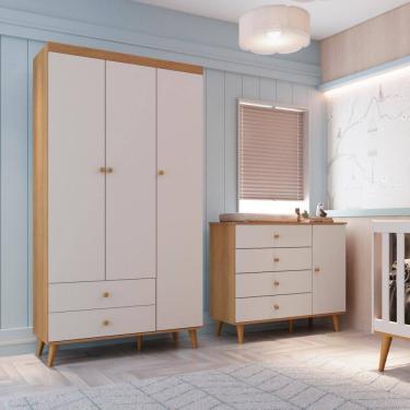 Imagem de Quarto de Bebê Retrô Lígia Cômoda 4 Gavetas com Porta Guarda Roupa 3 Portas Off White Carolina Baby