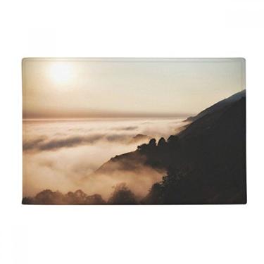 Imagem de DIYthinker Sunrise Sunset Mountain Fog Paisagem Sky Ground Tapete antiderrapante para porta de banheiro