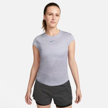 Imagem de Camiseta Nike Dri-FIT Run Division Feminina-Feminino