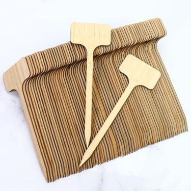 Imagem de FAMLEAF 65 etiquetas de plantas extralongas, etiquetas de nome de plantas tipo T de madeira para marcadores de jardim interno e externo, estacas de etiquetas de plantas de bambu para sementes de ervas