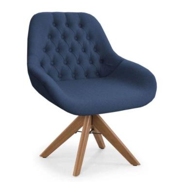 Imagem de Poltrona Pandora Linho Azul Com Capitonê E Base Giratória Madeira