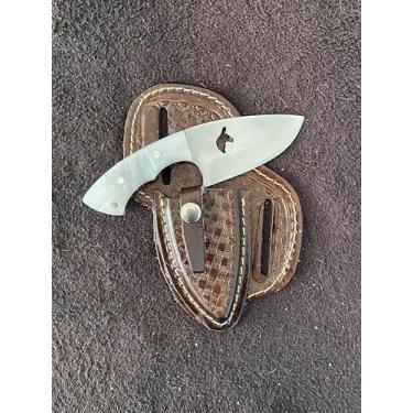 Imagem de Faca Mini Campeira 1 Muladeira com desenho de mula, 15 cm Total, Lâmina em aço Inox 8 cm, Cabo em Madeira Muirapiranga 7cm , Bainha em Couro, Acessivel Tamanho Ideal, Corte Preciso, Pesca, Caça, Churrasco (Branco)