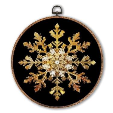 Imagem de Hxlac Arte de parede redonda de floco de neve dourada de Natal de inverno, decoração de parede redonda de Natal, estampa de floco de neve dourada de Natal, escultura de parede para decoração de casa