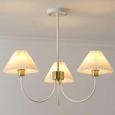 Imagem de Lustre branco elegante com cúpula de tecido plissado. Lustre moderno para iluminação de interiores, ideal para sala de estar, sala de jantar, quarto, cozinha e escritório.